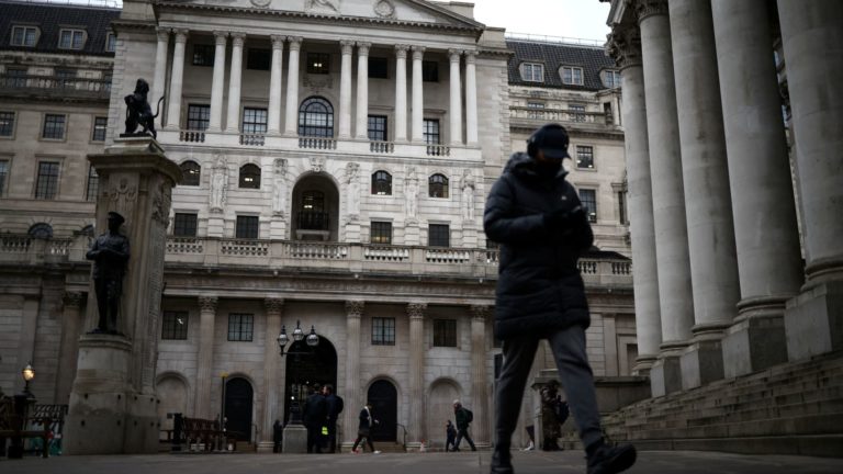 Bank of England by mohla otvoriť dvere znižovaniu úrokových sadzieb