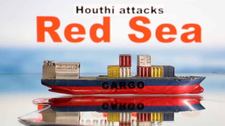 Milície Houthi podnikli doteraz najväčší útok na obchodné plavidlá v Červenom mori