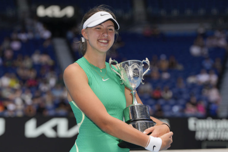 Mladá slovenská tenistka Renáta Jamrichová ovládla dvojhru junioriek na Australian Open