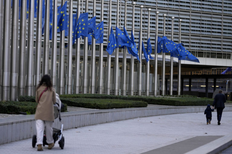 Krajiny z viacerých častí Únie budú presadzovať svoje záujmy pri budúcich eurofondoch, na pražskom stretnutí sa zúčastní aj Raši