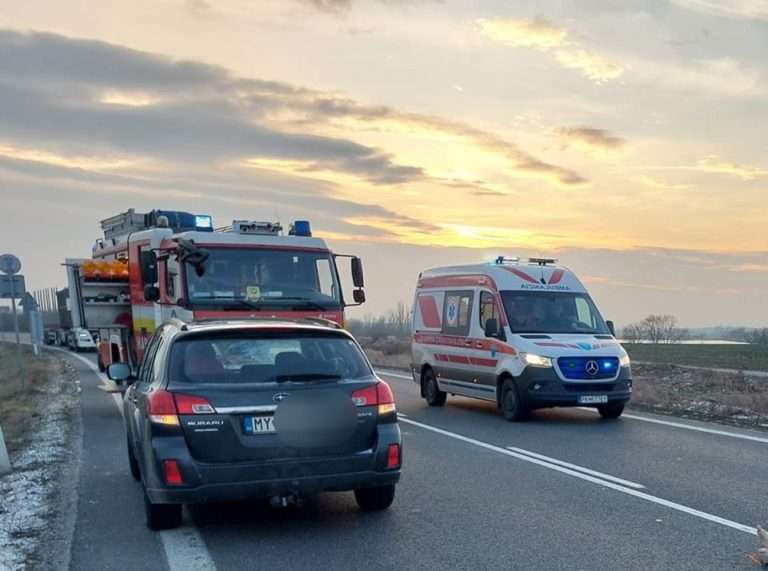 V Skalici na križovatke prišiel o život chodec, pravdepodobne cudzinec (foto)