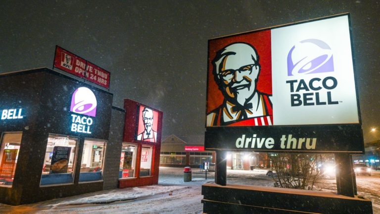 Zisk Yum Brands (YUM) za 4. štvrťrok 2023