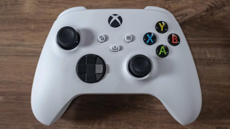 Ovládače Xbox sú v predaji za 44 dolárov za kus plus najlepšie technické ponuky na zvyšok týždňa