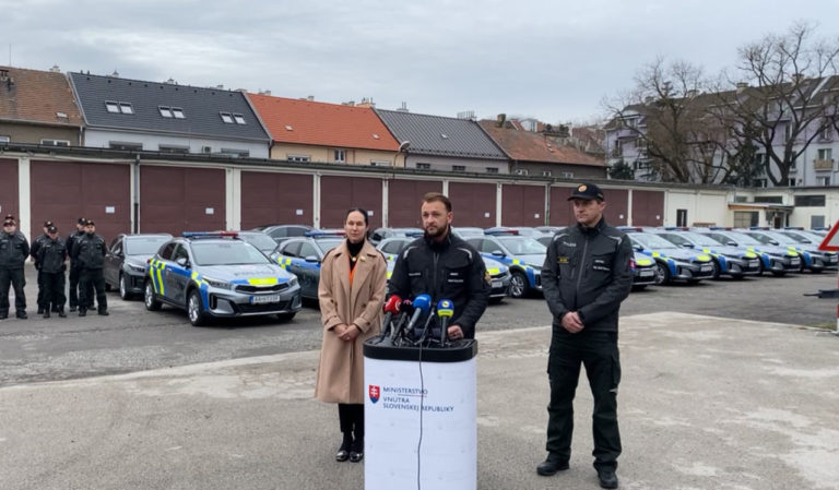 Hraničná a cudzinecká polícia dostala nové autá typu crossover, ich celková hodnota je takmer 700-tisíc eur (video)