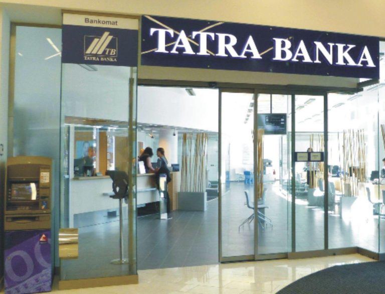 Tatra banke sa vlani darilo, dopyt po úveroch sa zmieril a aj tvorba úspor rástla mierne