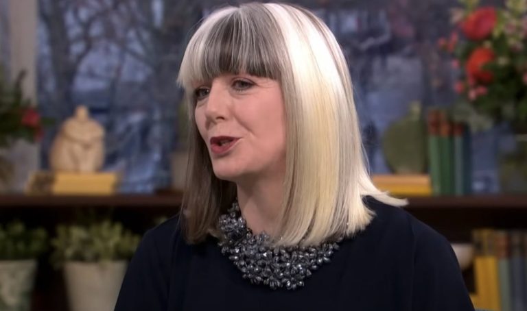 Yvette Fielding odhalí svoje prvé spozorovanie ducha v strašidelnom divadle