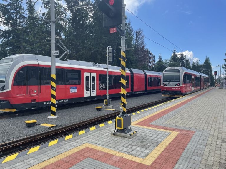 Situácia na slovenských železniciach je pre nedostatok zamestnancov kritická, na západe hrozí výrazné meškanie vlakov