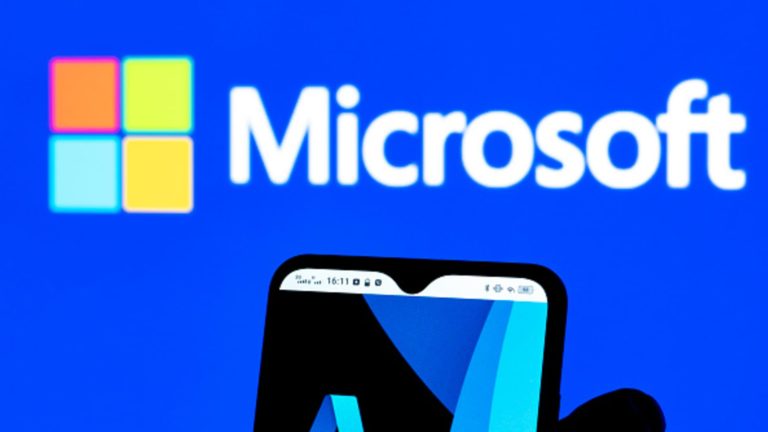 Microsoft obviňujú konkurenti zo stláčania ziskových marží cloudových firiem