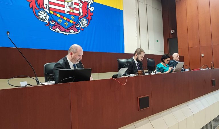 Mestské zastupiteľstvo v Košiciach opätovne schválili zmenu rokovacieho poriadku či doplatenie podielových daní pre mestské časti