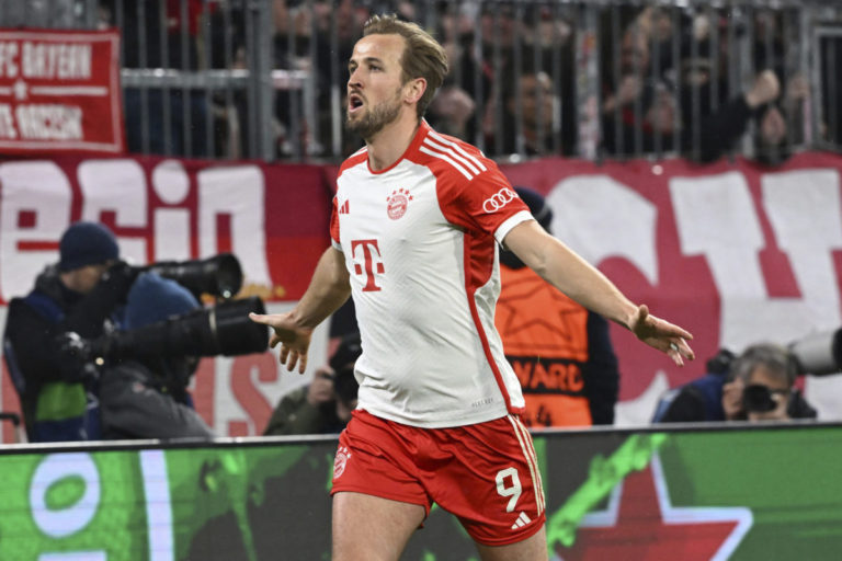 Bayern spustil na Mainz hurikán, kanonier Harry Kane strelil hetrik a má šancu pokoriť rekord Lewandowského