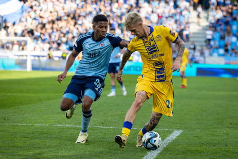 Slovan Bratislava obhájili titul v najvyššej slovenskej futbalovej súťaži, Zlaté Moravce sú už istý zostupujúci