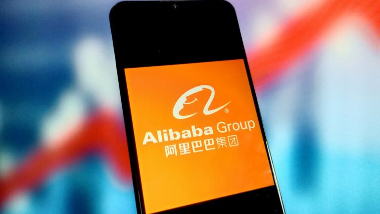 Akcie spoločnosti Alibaba v Hongkongu klesli o 5 % po správe o možnom predaji konvertibilných dlhopisov v hodnote 5 miliárd USD