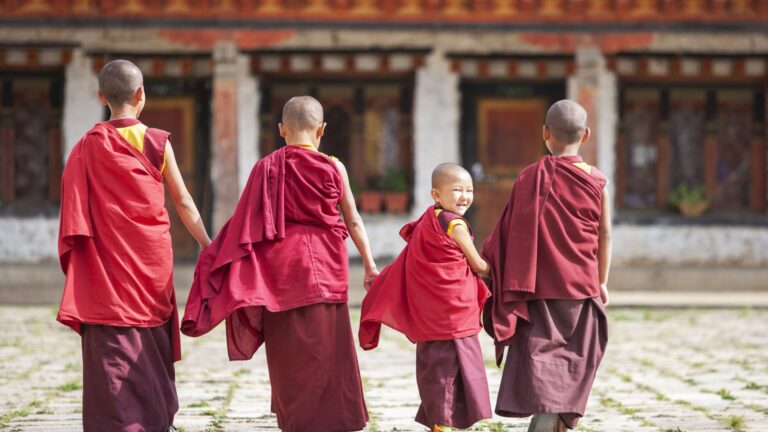 Bhután zavádza hru Gross National Happiness 2.0 na pomoc pri hospodárskej kríze