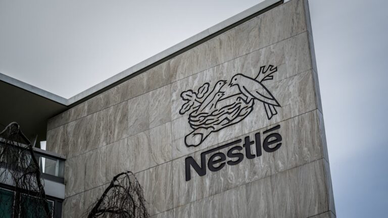 Generálny riaditeľ Nestlé diskutuje o vplyve liekov na chudnutie na potravinársky priemysel