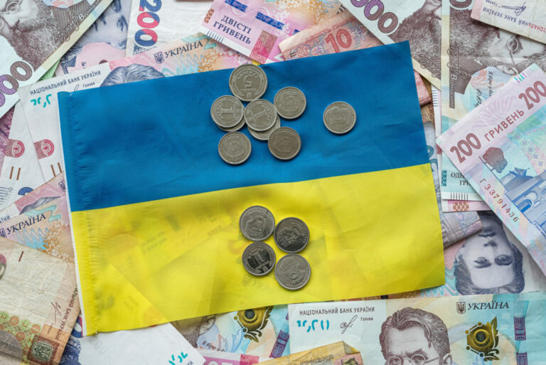 Zisky zo zmrazených ruských aktív poputujú na pomoc Ukrajine, schválila to Rada EÚ