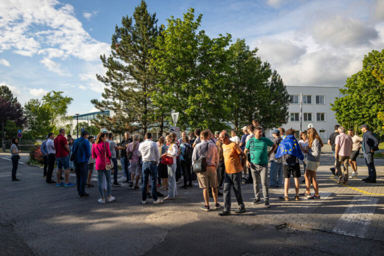 Zamestnanci Markízy vstúpili do štrajkovej pohotovosti, vedenie televízie odmietlo ich ultimátum