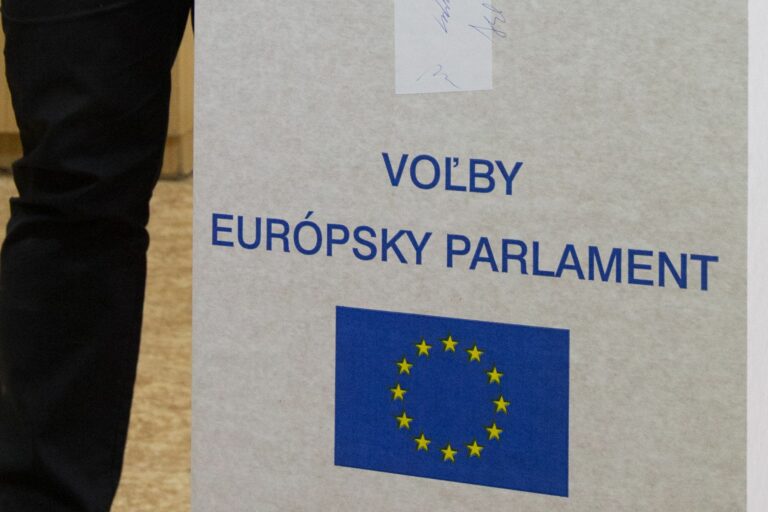 Voľby do Europarlamentu sa blížia, ministerstvo vnútra zriadilo infolinku 