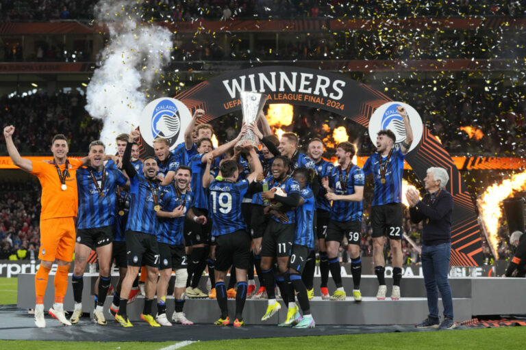 Atalanta Bergamo ukončila vo finále Európskej ligy neporaziteľnosť Leverkusenu a získala trofej po 61 rokoch