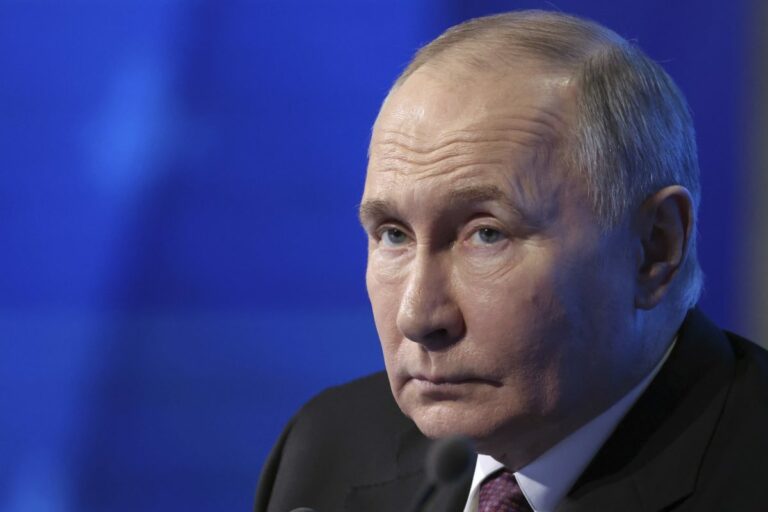 Think tank napojený na Putina vyzýva Kremeľ, aby demonštratívne odpálil jednu jadrovú bombu