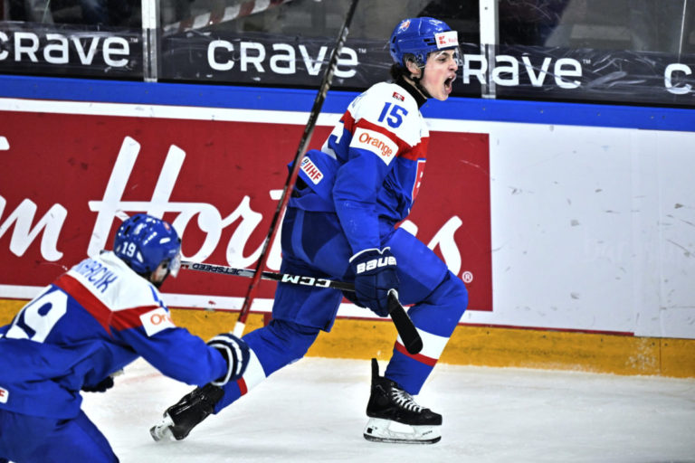 Dvorský verí, že debut v NHL zažije už v nasledujúcej sezóne