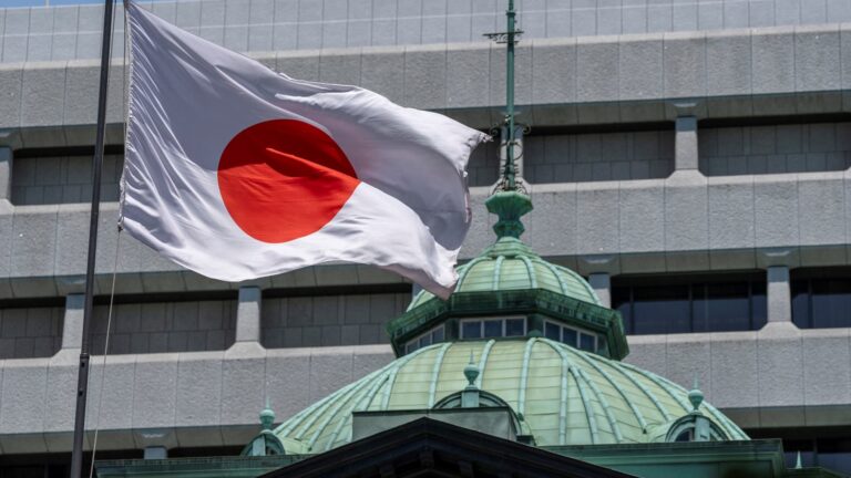 Bank of Japan sa rozhodla znížiť nákupy JGB, stojí na úrokovej sadzbe