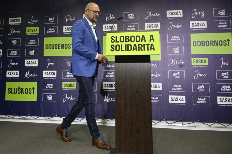 Sulík bol pripravený na európsku politiku, voliči však podľa sociológa uprednostnili istotu v podobe PS (video)