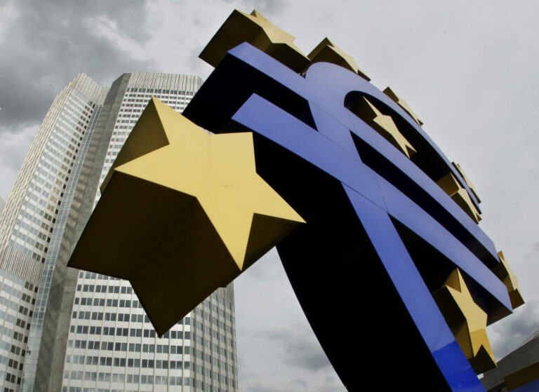 Európska centrálna banka znížila kľúčovú úrokovú sadzbu o štvrť percentuálneho bodu