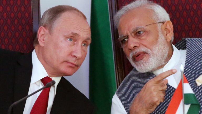 Indický premiér Narendra Modi sa v Moskve stretol s ruským prezidentom Vladimirom Putinom