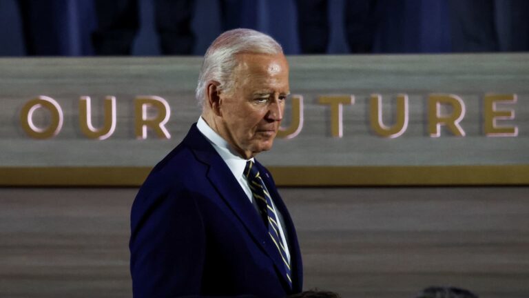 Biden vypadne z prezidentských volieb v roku 2024 proti Trumpovi