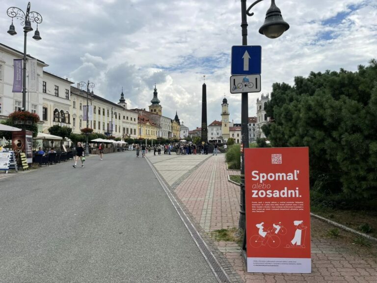 Banská Bystrica pripravuje opatrenia na zvýšenie bezpečnosti v pešej zóne, cyklisti budú mať naďalej povolený vstup