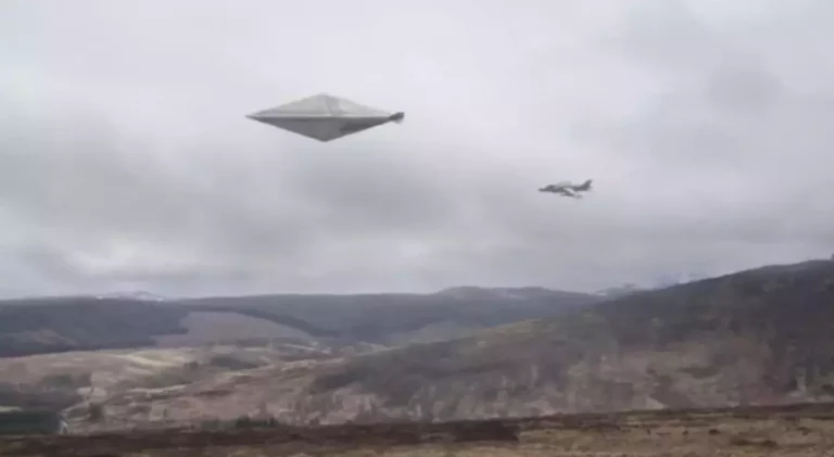 Calvine UFO Mystery: Aurora Spy Plane Prepojené s britským Roswellom