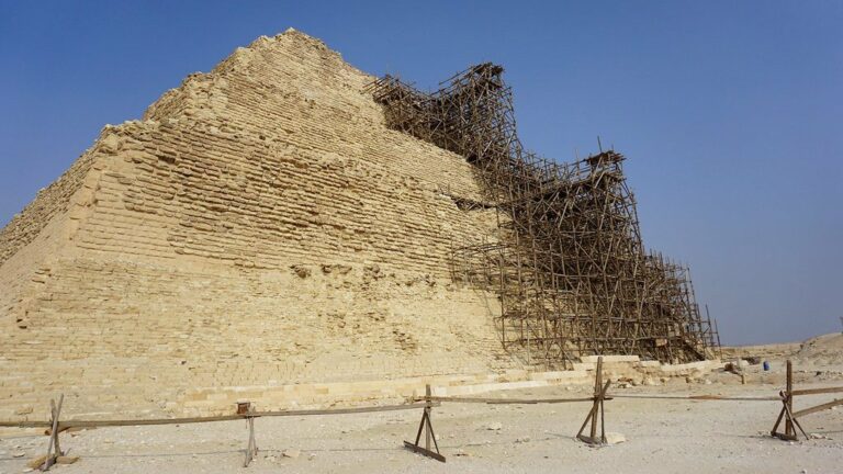 Dôkazy naznačujú, že starí Egypťania používali hydraulické výťahy na stavbu pyramíd