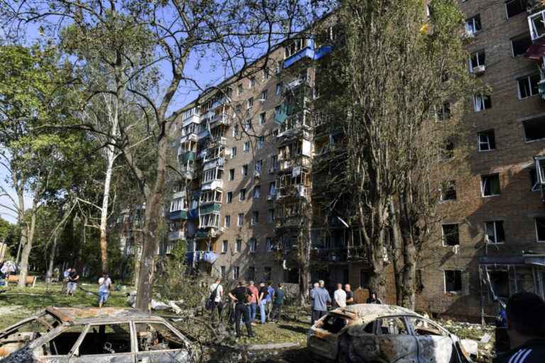 Ruský raketový útok na Kyjevskú oblasť zabil muža a jeho 4-ročného syna