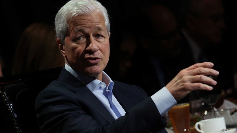 Generálny riaditeľ JPMorgan Jamie Dimon varuje, že „geopolitika sa zhoršuje“