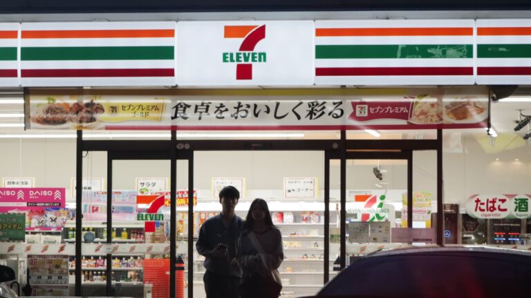 Materská spoločnosť 7-Eleven odmietla ponuku na prevzatie vo výške 38,6 miliardy dolárov, tvrdí, že ponuka „hrubo podhodnocuje“ spoločnosť