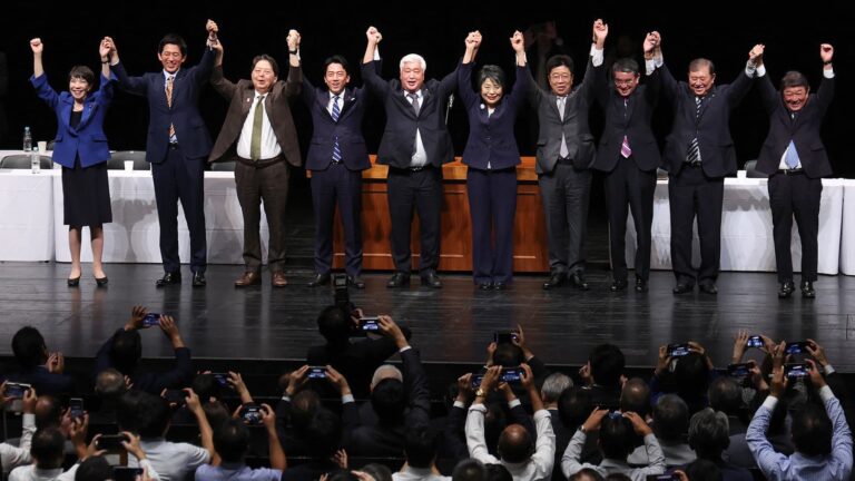 Japonská vládnuca strana ide do druhého kola volieb, ktoré rozhodne o budúcom premiérovi krajiny