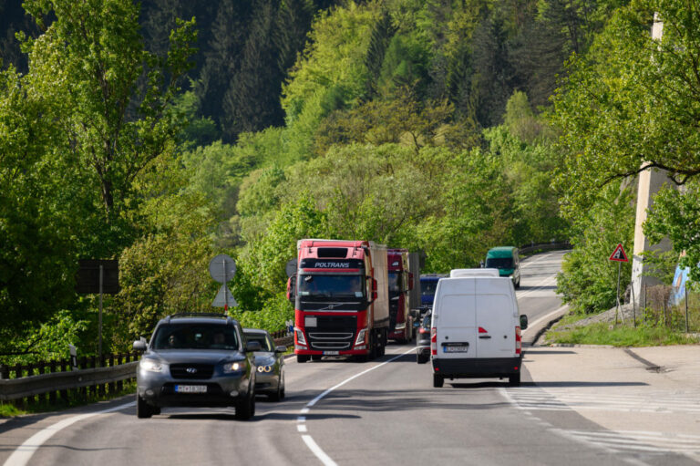 Pod Strečnom na pár hodín vypnú semafory. Vodiči cestou prejdú bez obmedzení kvôli mimoriadnej udalosti v Banskej Bystrici