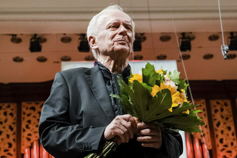 Zomrel poľský hudobník, ktorý v oscarovom filme Pianista nahral klavírne party