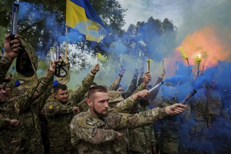 Väčšina Ukrajincov verí vo víťazstvo vo vojne s Ruskom, ak Západ poskytne Kyjevu primeranú pomoc