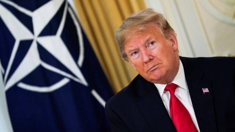 Dokáže Trump prinútiť spojencov NATO, aby míňali viac na obranu?