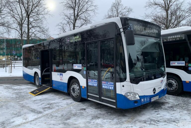 Mestskú hromadnú dopravu v Poprade bude poskytovať ďalších desať rokov doterajší dopravca