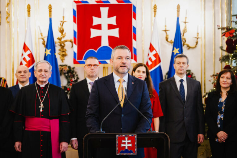 Atmosféra v spoločnosti sa po atentáte na Fica zhoršila, Pellegrini sa so zástupcami cirkví snažil nájsť riešenie – VIDEO, FOTO