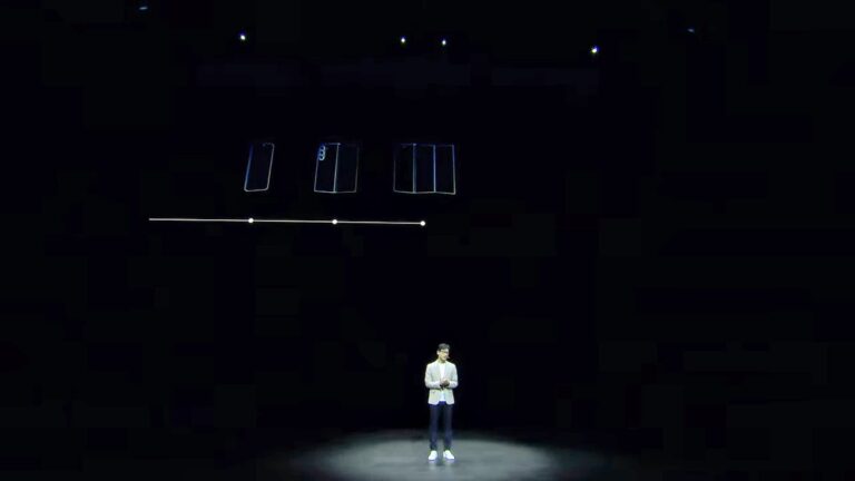 Samsung uvádza na Galaxy Unpacked svoj dlho špekulovaný telefón s tromi obrazovkami