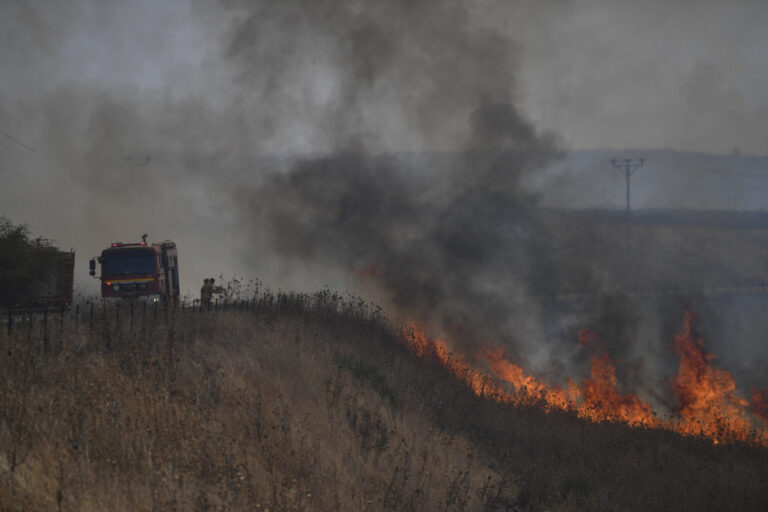 Prímerie medzi Izraelom a palestínskou organizáciou Hamas sa začalo, prepustia tak 33 rukojemníkov