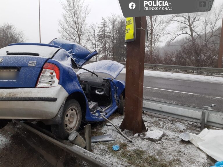 Na ceste v smere od Žiliny na Kysucké Nové Mesto sa stala tragická dopravná nehoda – FOTO