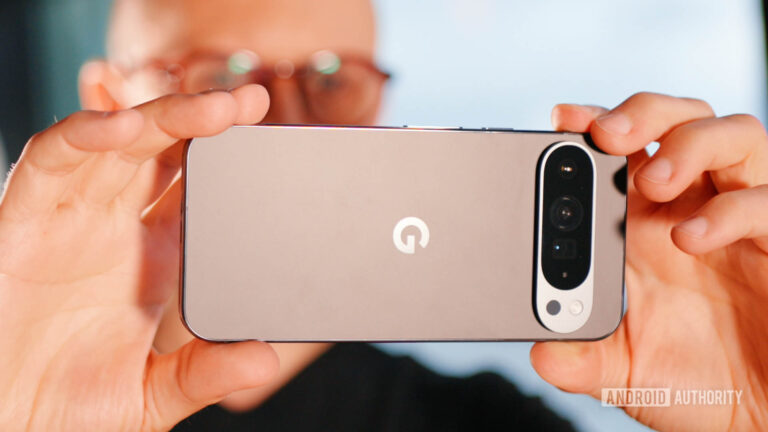 Oba modely Google Pixel 9 Pro sú práve teraz 200 dolárov!